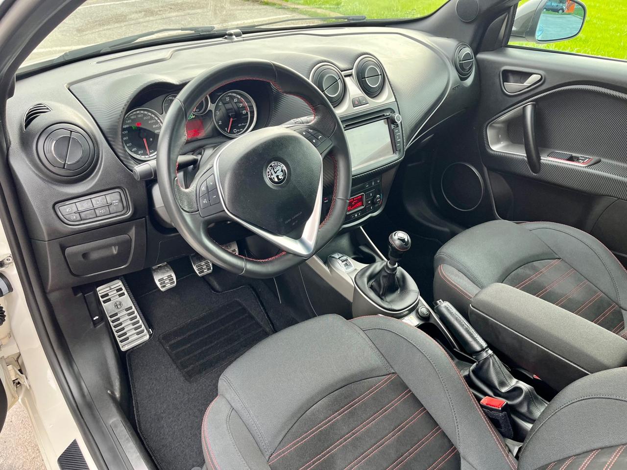 Alfa Romeo MiTo 1.4T 170cv Quadrifoglio Verde