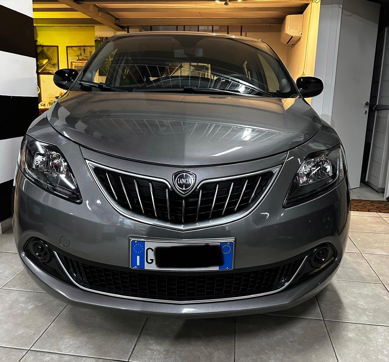 Lancia Ypsilon 1.0 FireFly 5 porte S&S Hybrid Ecochic Gold
