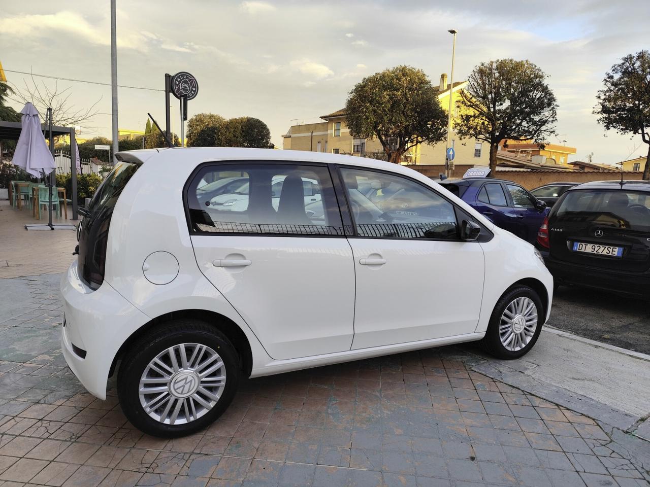 Volkswagen up! 1.0 5p. eco move BlueMotion Technology