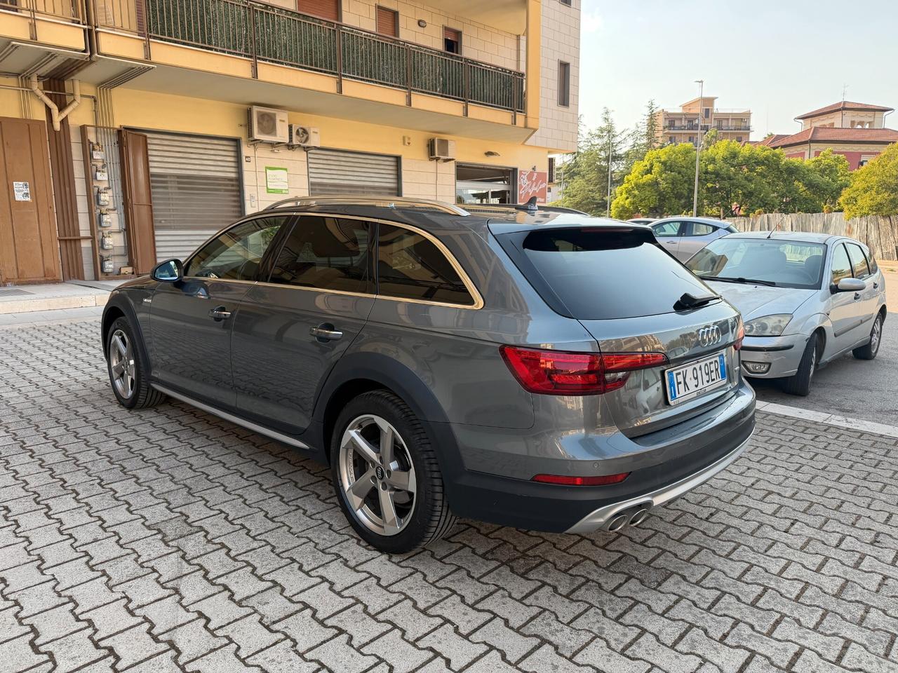 Audi A4 allroad 2.0 TDI 190 CV S tronic Business