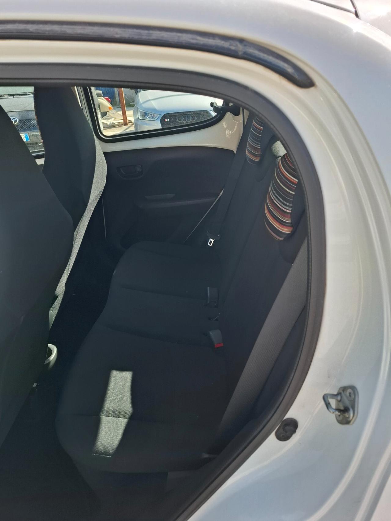 Citroen C1 PureTech 82 5 porte Feel anno 2016