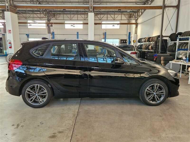 BMW 218 ACTIVE TOURER Sport Autom.