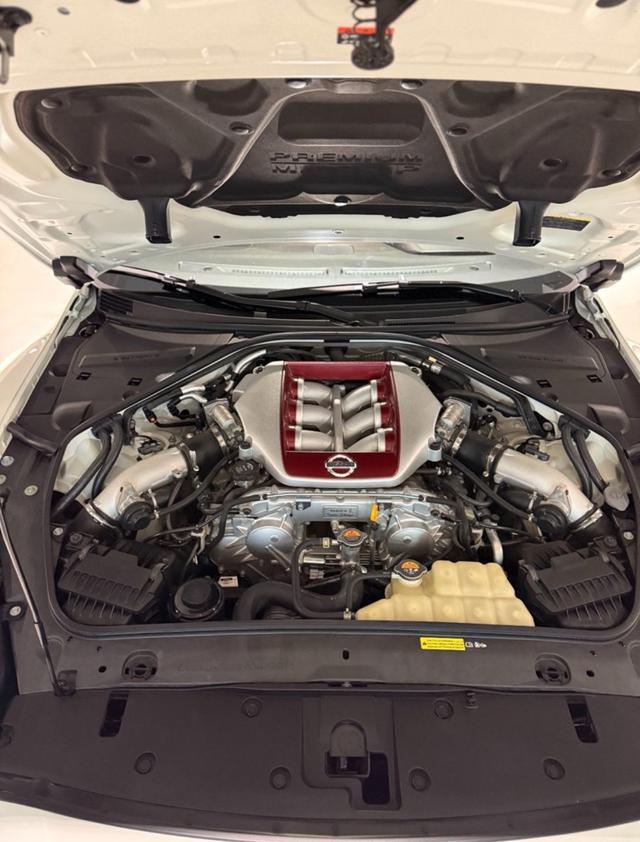 NISSAN GT-R 3.8 V6 Nismo