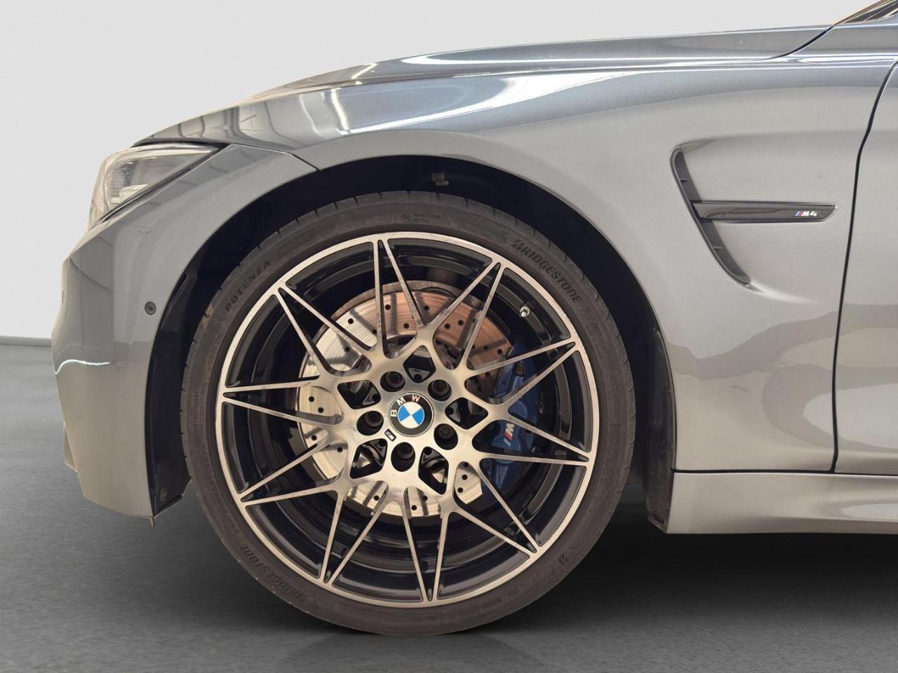 BMW M4 Coupé*COMPETITION*FORMULA S*