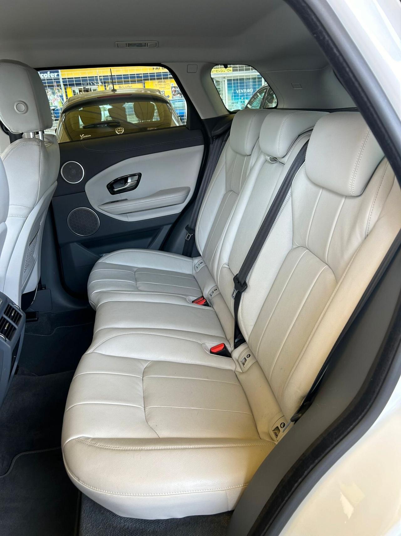 Land Rover Range Rover Evoque Range Rover Evoque 2.2 TD4 5p. Dynamic