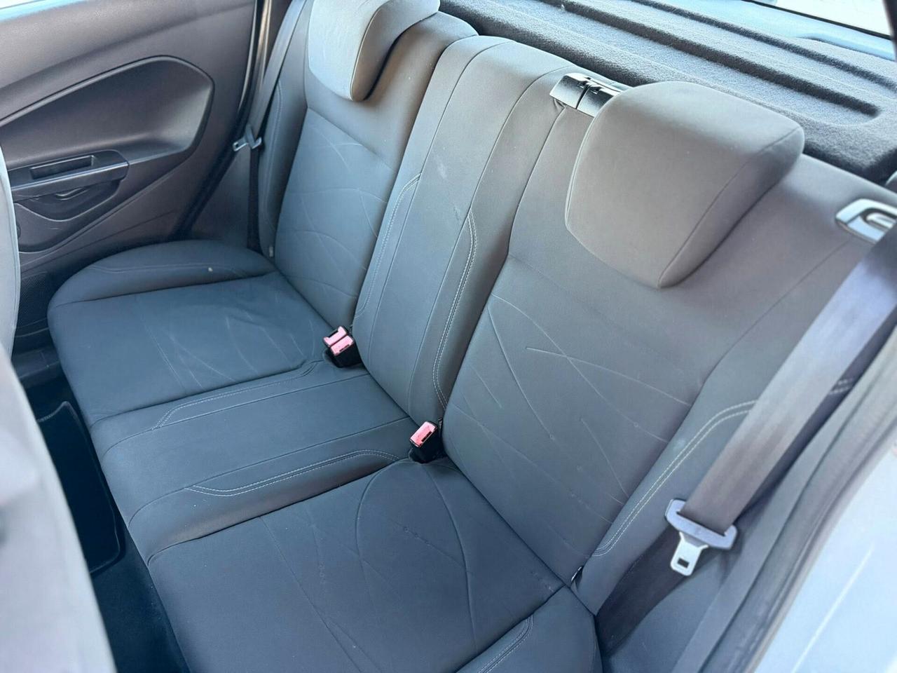 Ford Fiesta 1.5 TDCi 75CV 5 porte Titanium