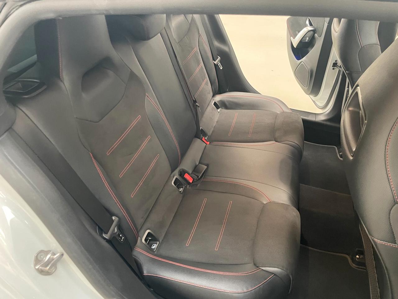Mercedes-benz CLA 200 2.0 d 150CV Automatic Shooting Brake Premium AMG