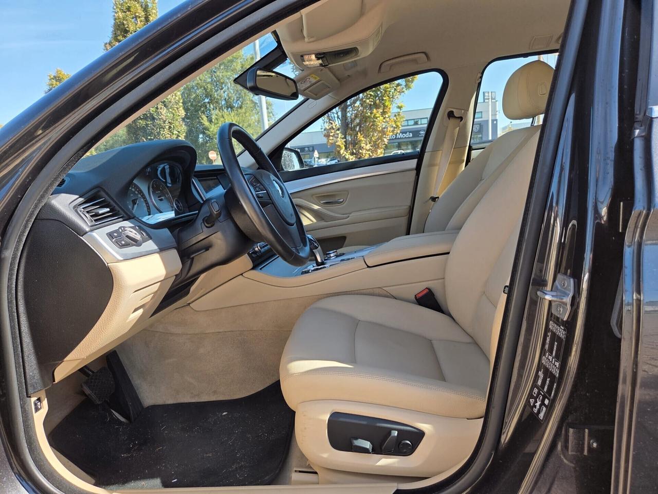 Bmw 525 525d xDrive Touring Luxury