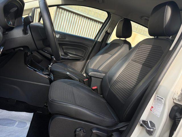 FORD EcoSport 1.5 Ecoblue Titanium