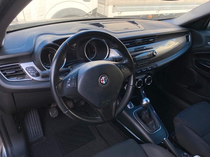 Alfa Romeo Giulietta 1.6 JTDm-2 105 CV Distinctive