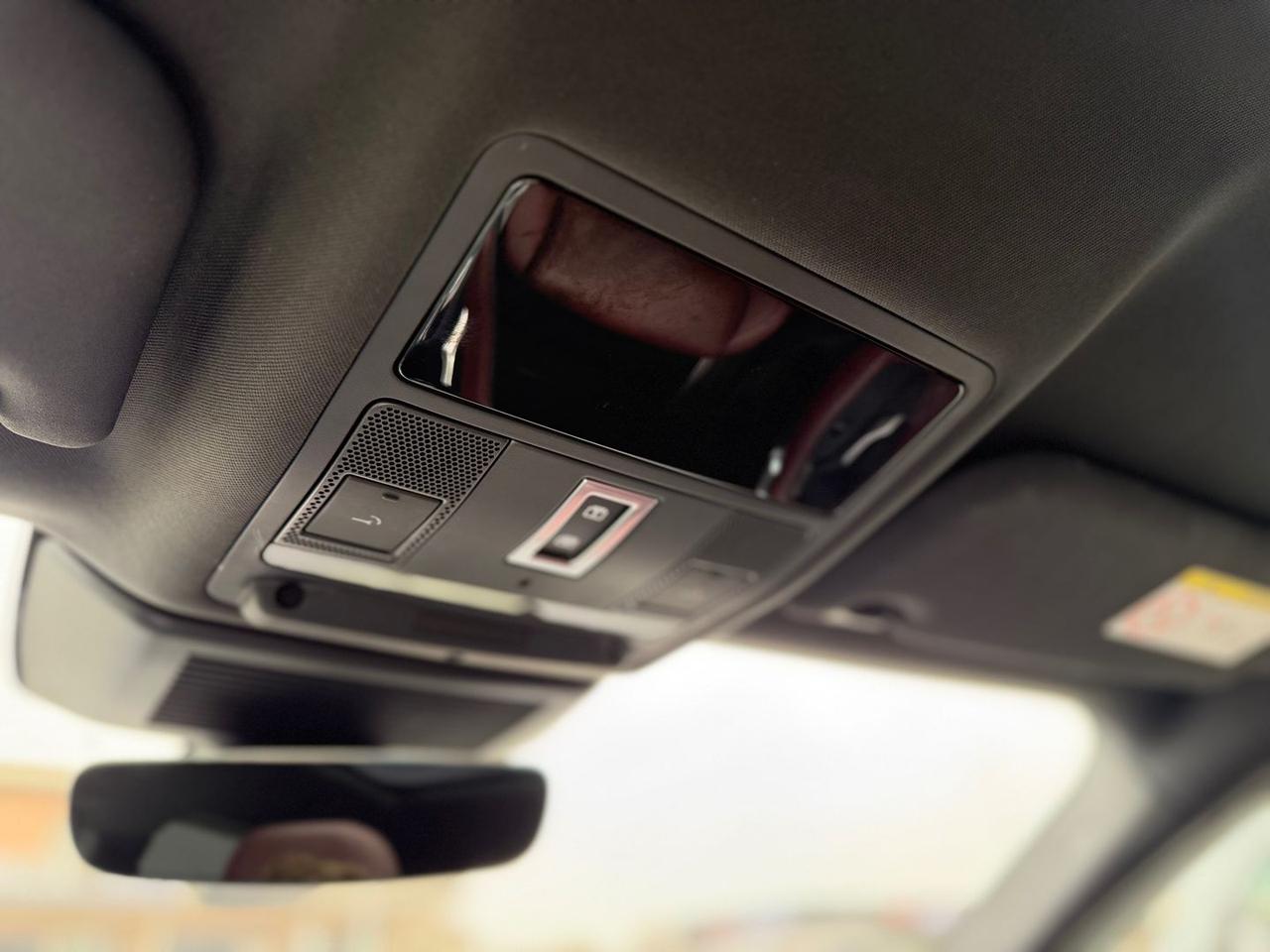 Jaguar E-Pace R-Dynamic P 300e PHEV #10346