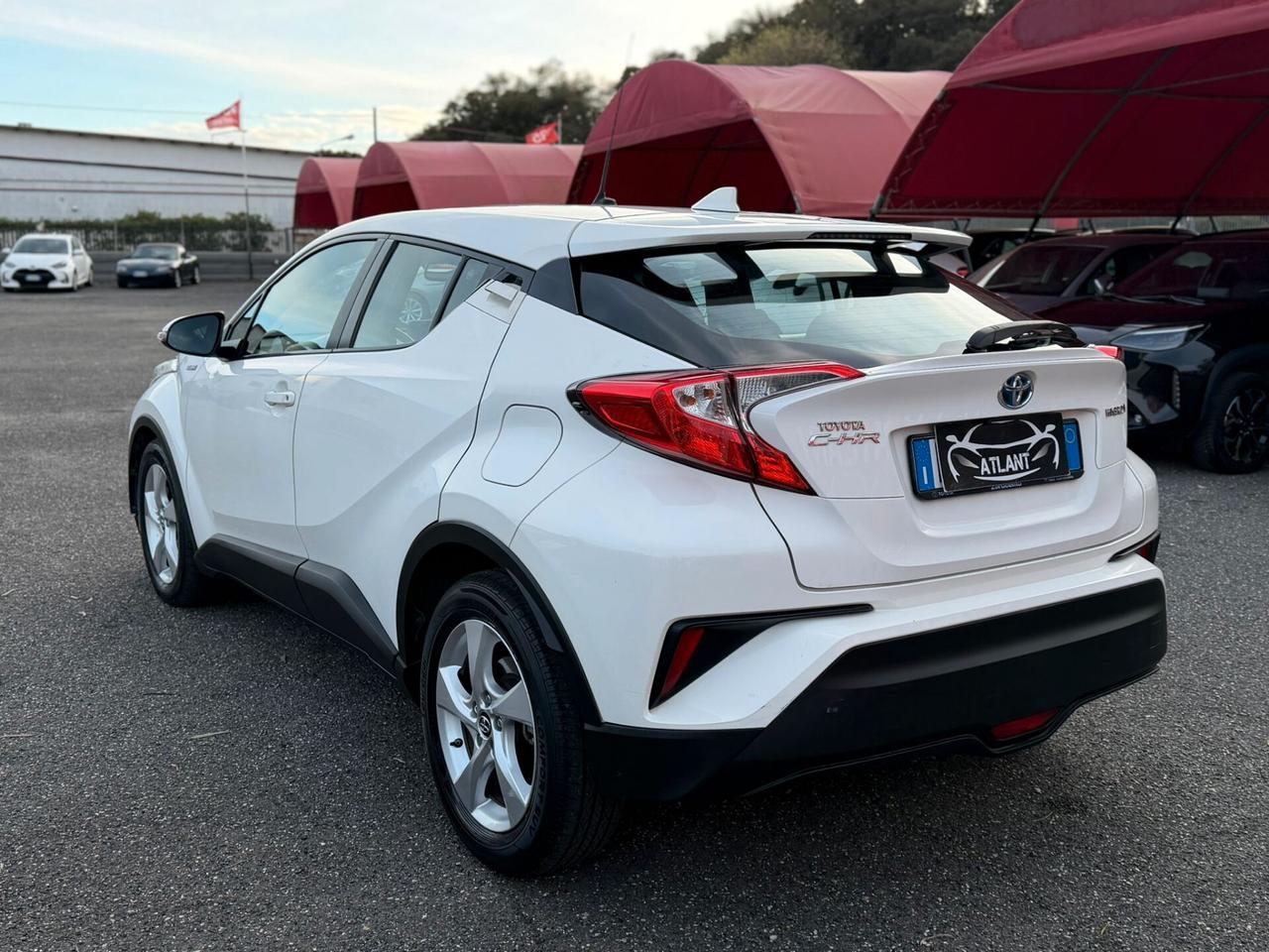Toyota C-HR 1.8 Hybrid E-CVT Business