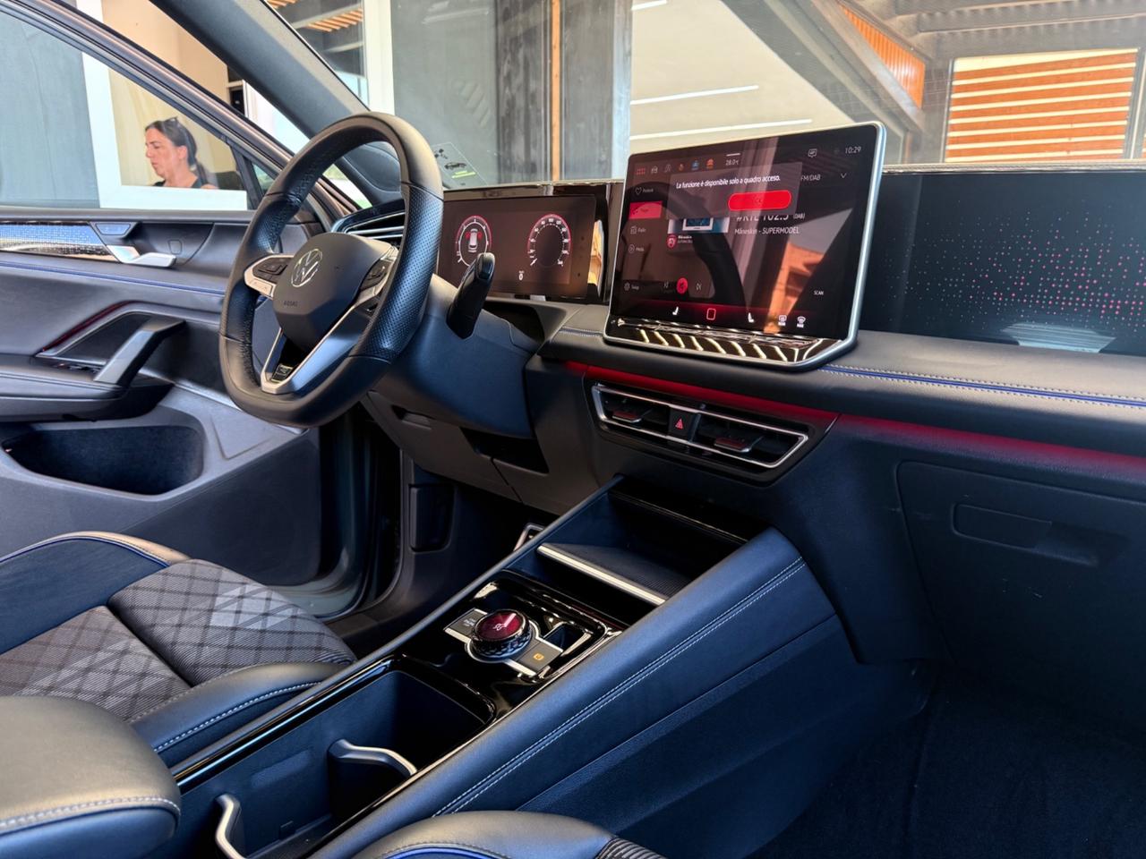 Volkswagen Tiguan 2.0 TDI 150 CV DSG R-Line