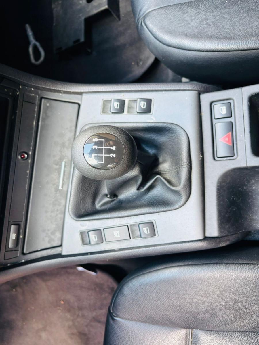 BMW - Serie 3 - 318i 4 porte