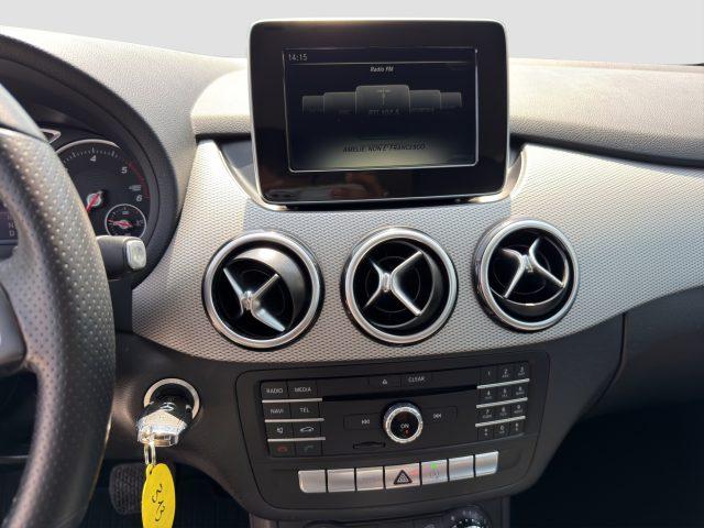 MERCEDES-BENZ CLA sse B B 180 d Automatic Sport