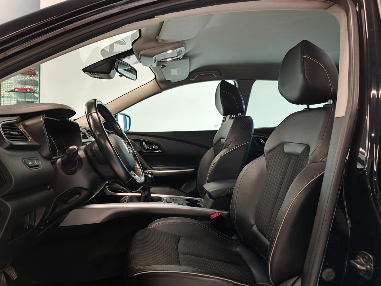 Renault Kadjar dCi 8V 110CV Energy Bose Cockpit keyless full led