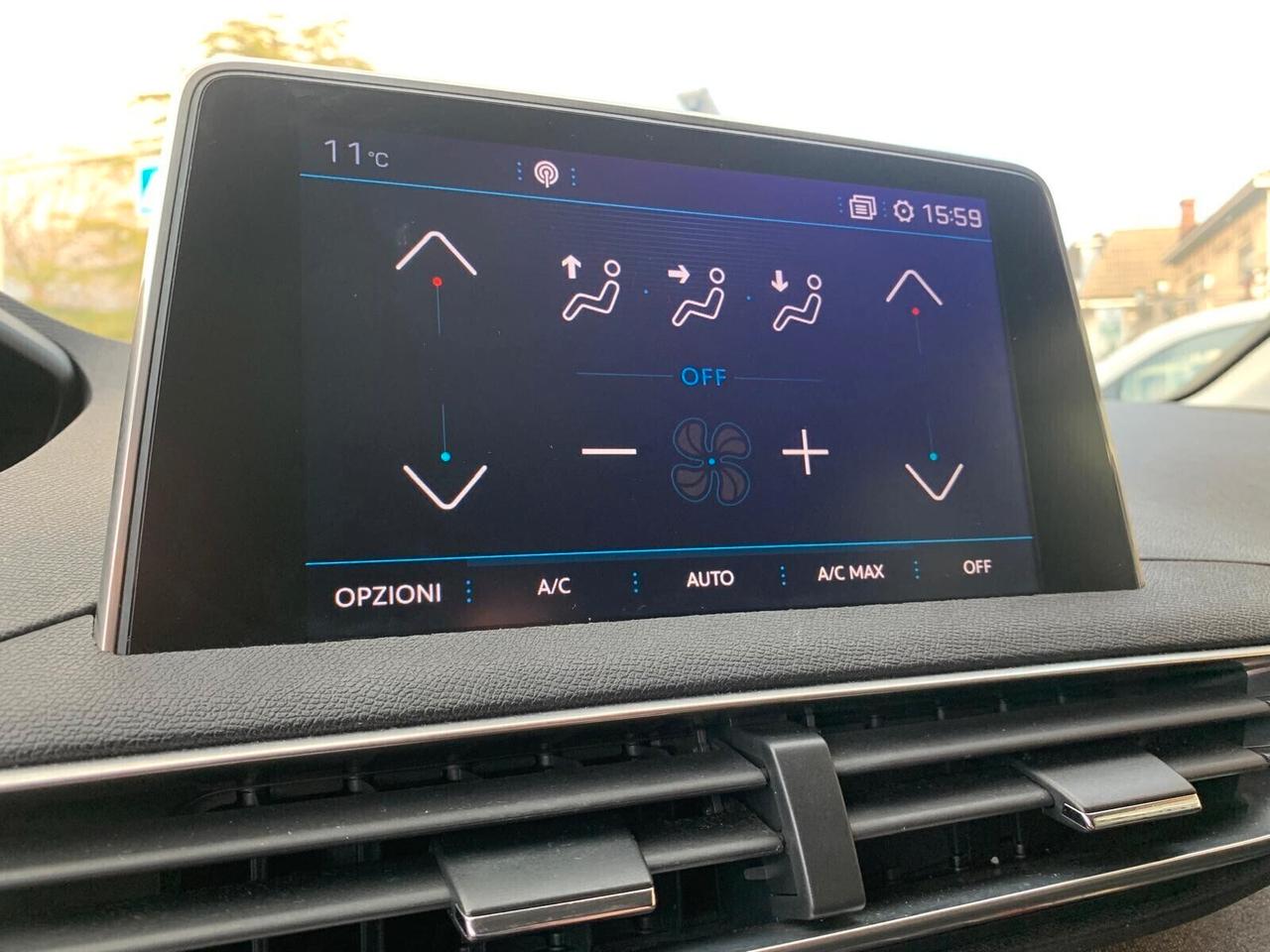 Peugeot 3008 BlueHDi 120 S&S "Allure" Unicoprop.