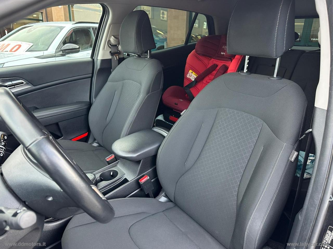 KIA Sportage 1.6 TGDi MHEV Business **GANCIO TRAINO**