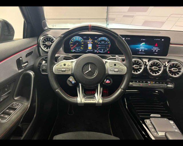 MERCEDES-BENZ A 35 AMG 4Matic