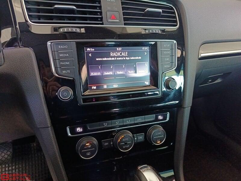 Volkswagen Golf 1.6 TDI Highline DSG BlueMotion Technol.