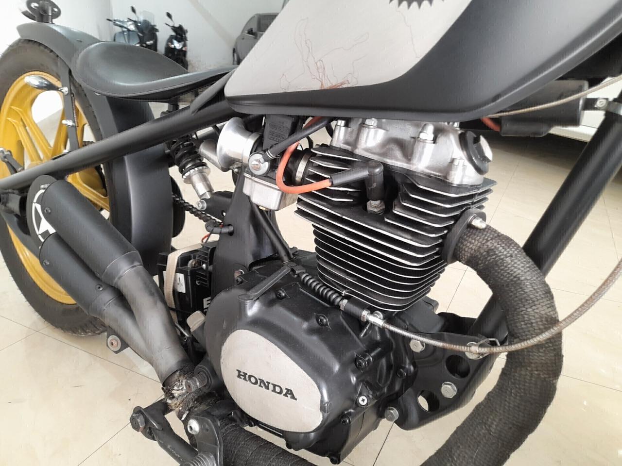 Honda CN 125 TRENTENNALE