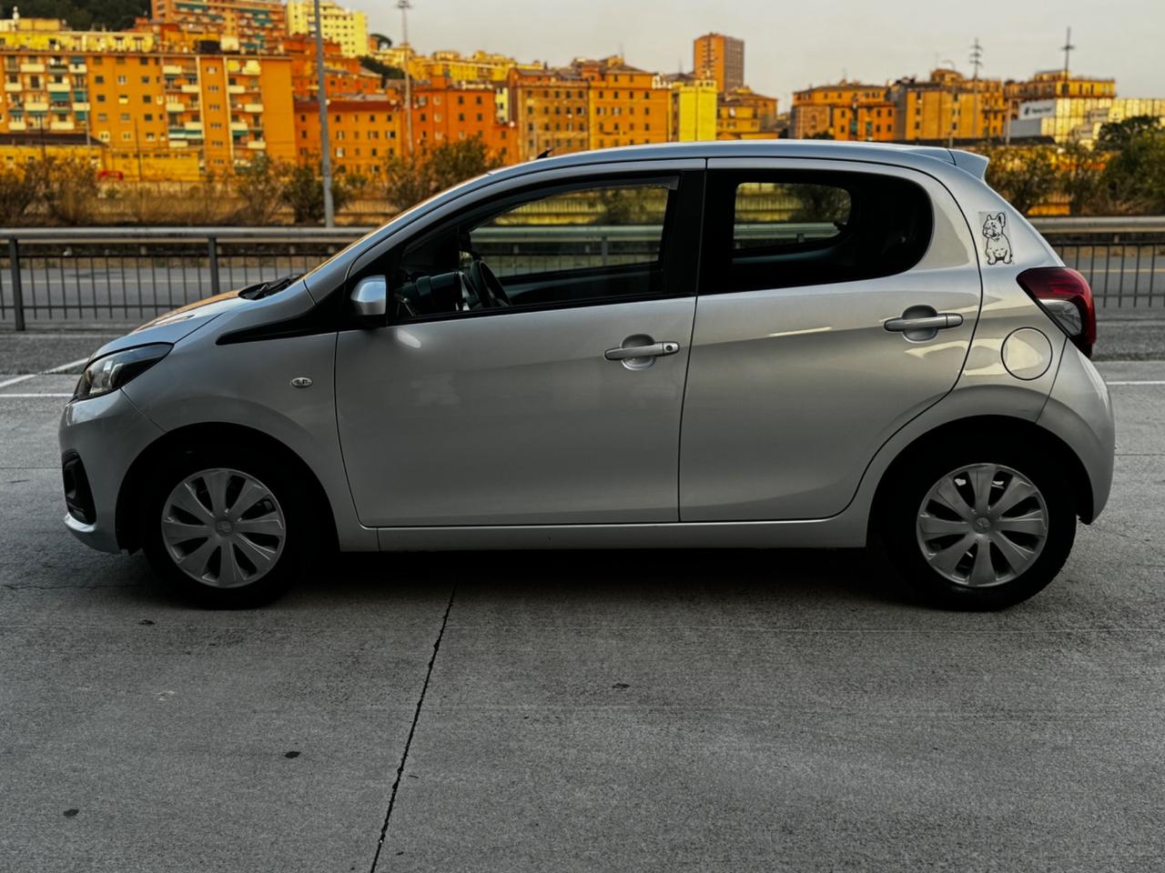 Peugeot 108 VTi 68 5 porte Allure TOP! 2015 30.000km