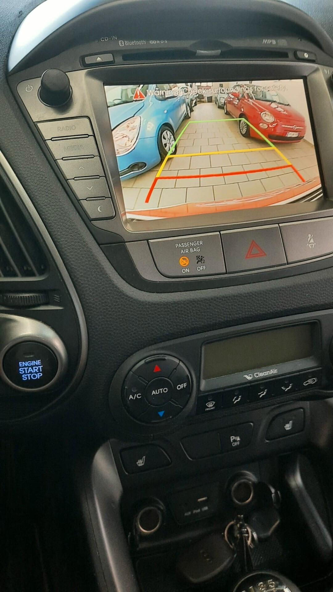 Hyundai iX35 1.7 CRDi 2WD Xpossible