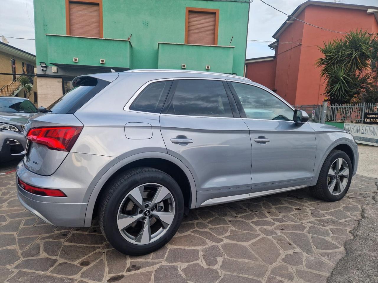 Audi Q5 40 TDI 204 CV quattro S tronic Business Sport