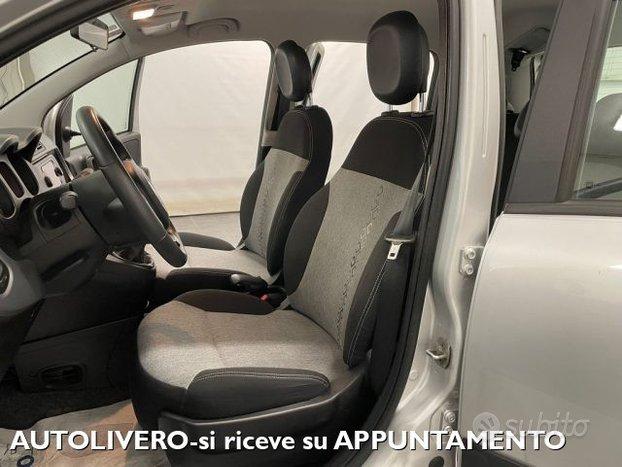FIAT Panda 1.2 Lounge 69CV-EURO6-PDC-5PTI-CLIMA