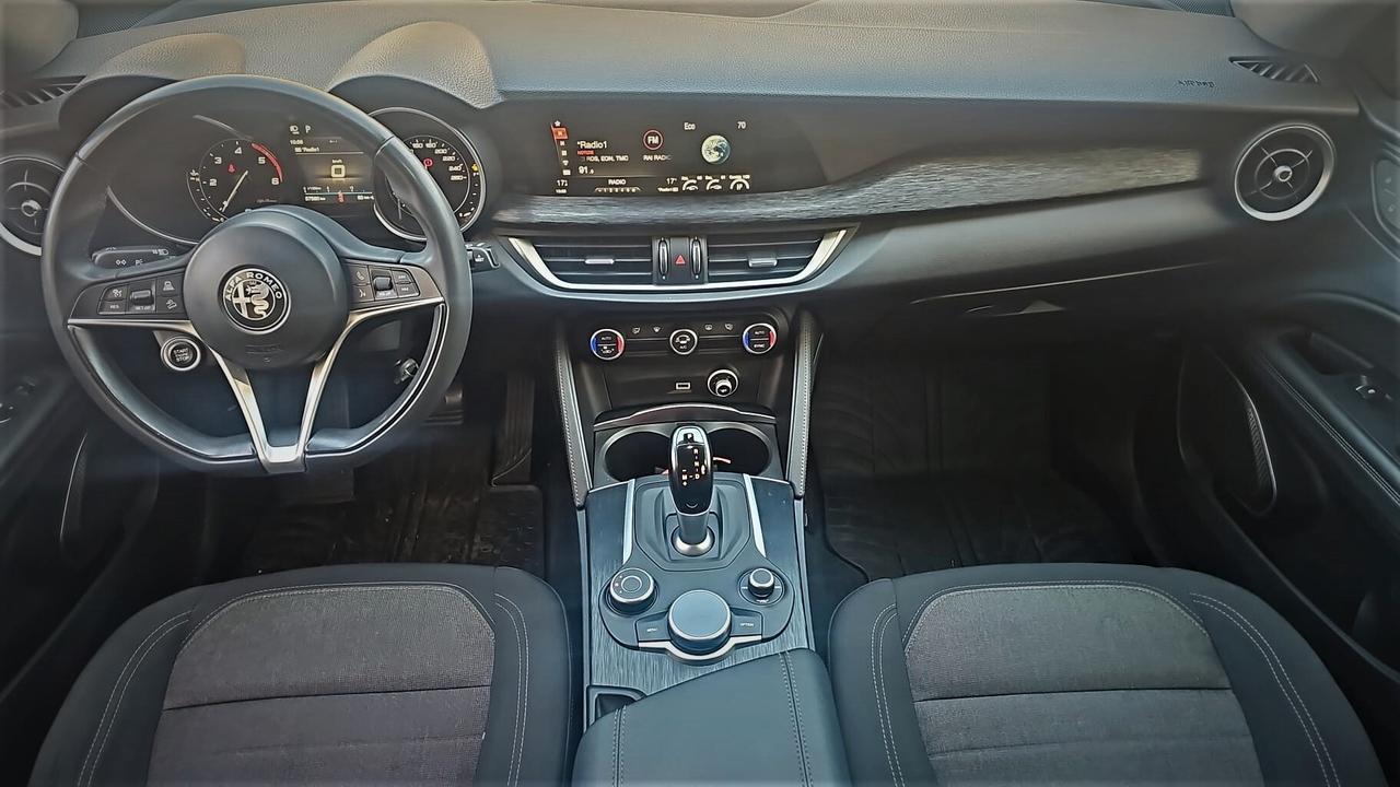 Alfa Romeo Stelvio 2.2 Turbodiesel 190 CV AT8 Q4 B-Tech
