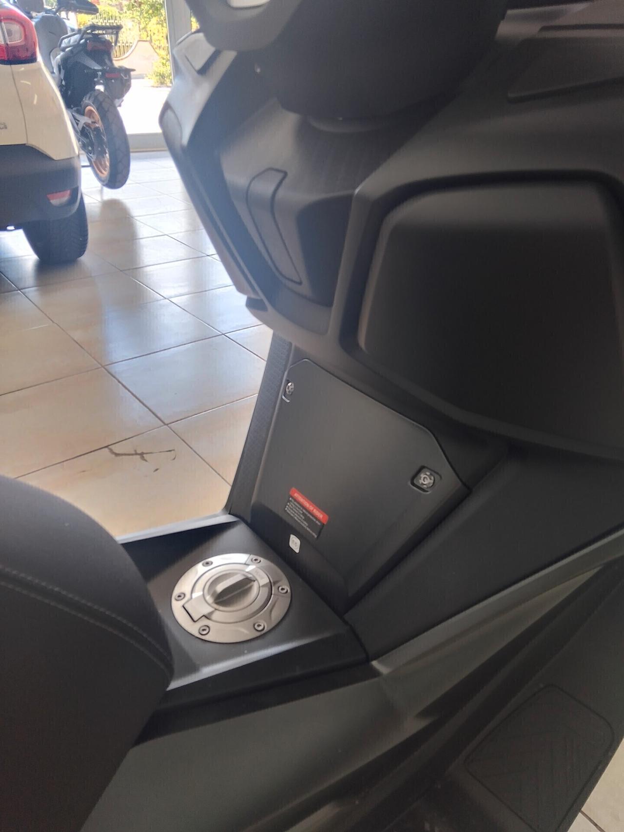 Voge Sfida SR4 400