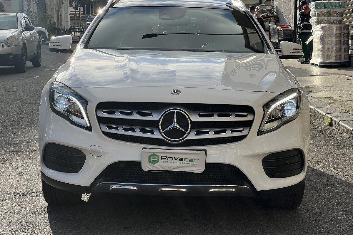 MERCEDES GLA 200 d Automatic Premium