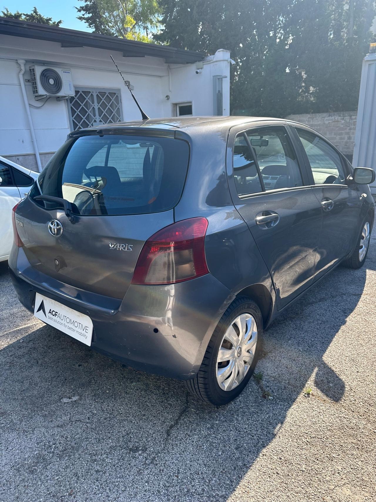 Toyota Yaris 1.4 D-4D 5 porte Navi