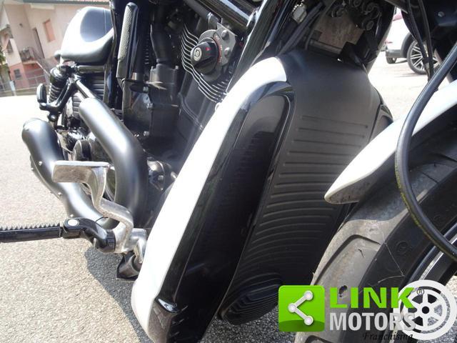HARLEY-DAVIDSON V-Rod VR1