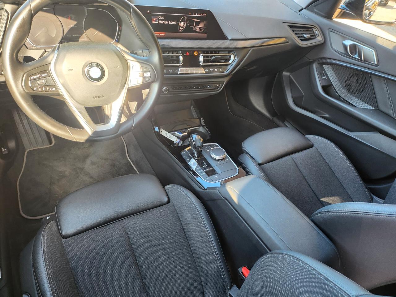 Bmw 118 120d 5p. Luxury