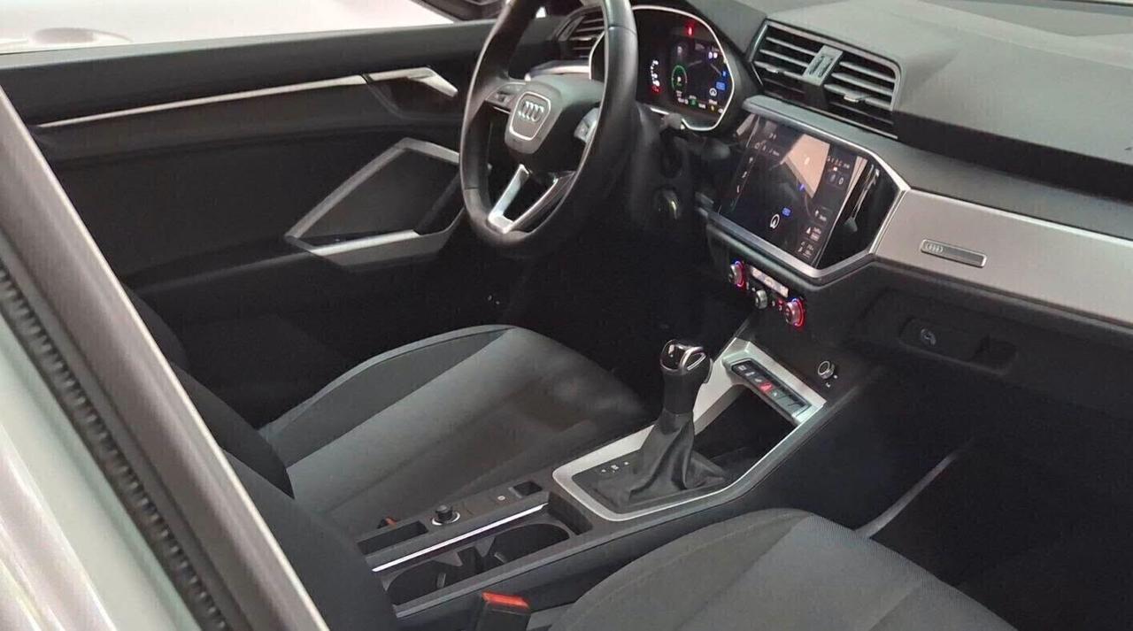 Audi Q3 SPB 45 TFSI e S tronic 150cv uniproprietario