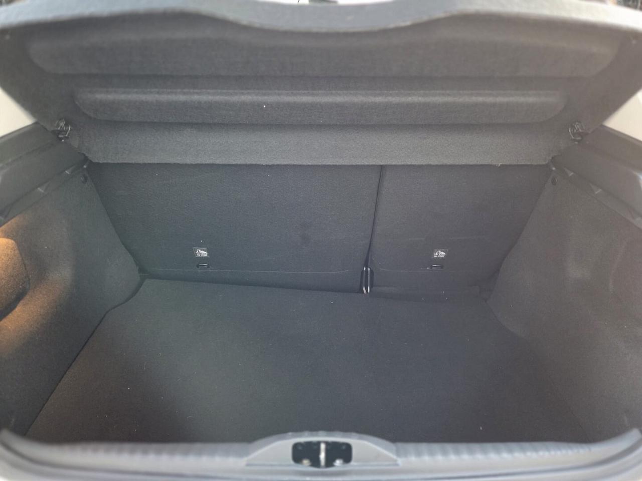 Citroen C3 1.2 83cv Shine Pack. 2023 solo*15000Km*