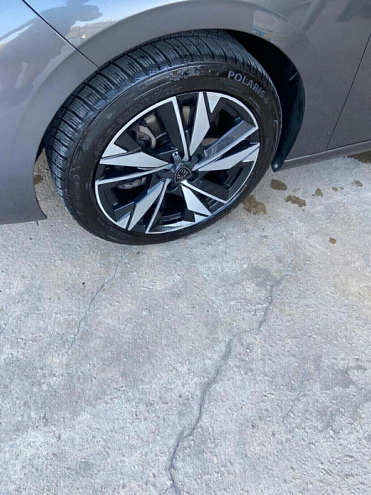 Peugeot 308 BlueHDi 130 S&S EAT8 SW Allure