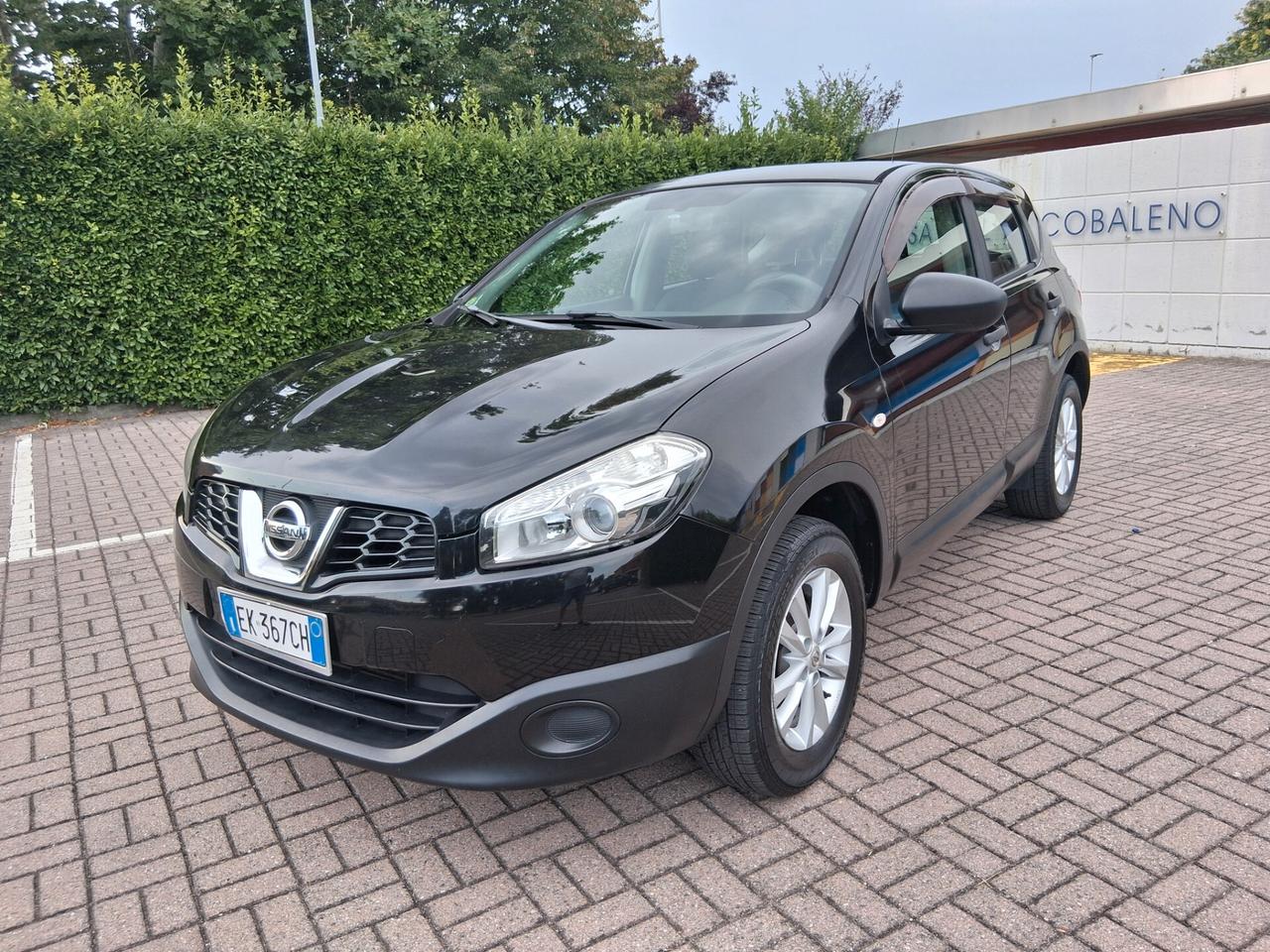 Nissan Qashqai 1.5 dCi DPF Tekna..KM 163 000..NEOPATENTATI. CELL 320 147 1147 WUATSAPP..3276540940