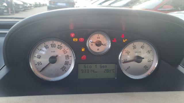 LANCIA Ypsilon 1.3 MJT 75 CV MomoDesign