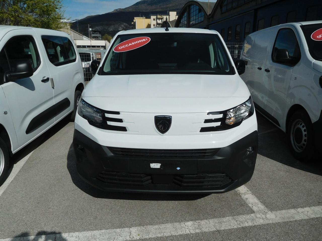 Peugeot Partner BlueHDi 100 S&S PC Furgone 3 Posti
