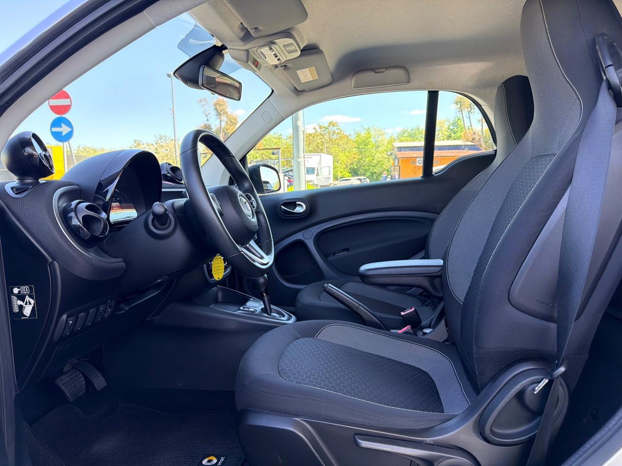 Smart ForTwo EQ Passion uff Mercedes in garanzia