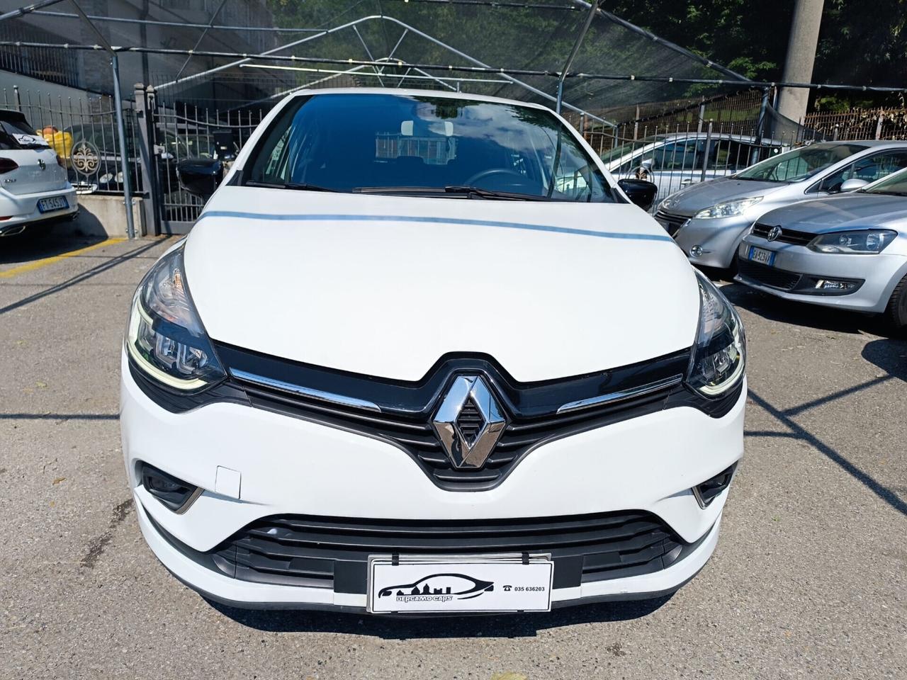 Renault Clio dCi 8V 90 CV EDC 5 porte Moschino Zen