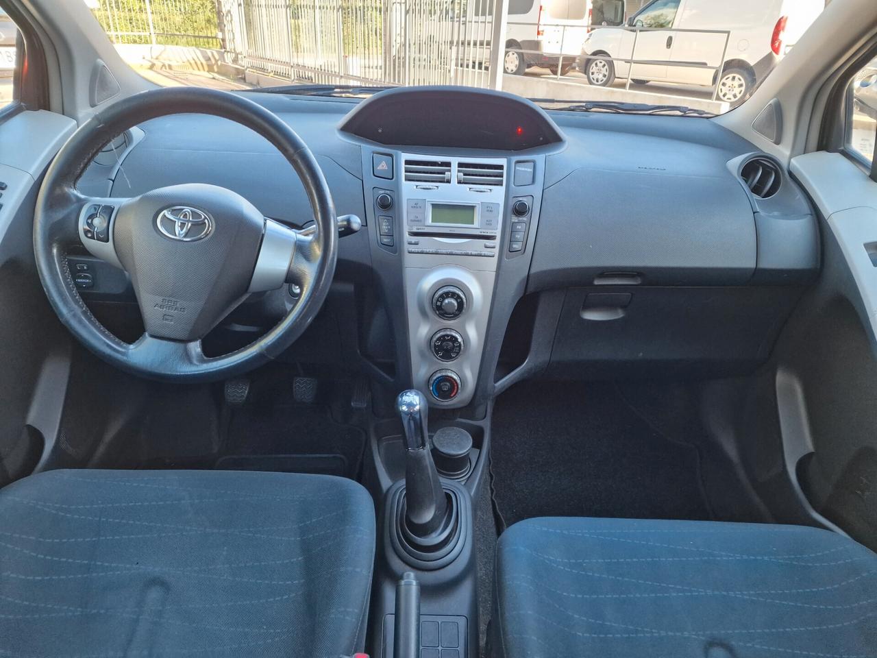 Toyota Yaris 1.4 D-4D 5 porte Sol