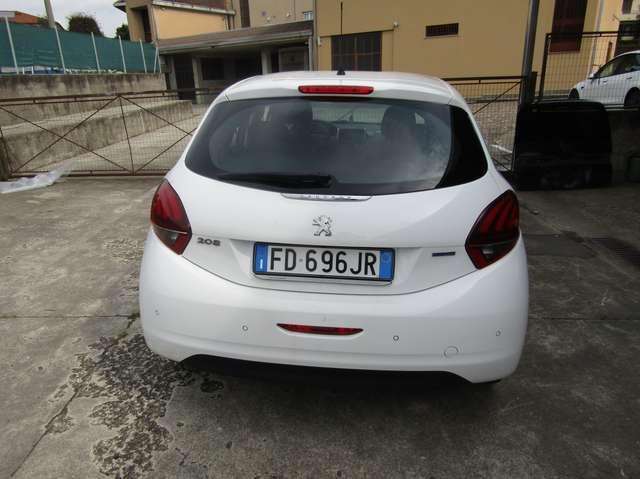 Peugeot 208 5p 1.2 puretech Allure gpl 82cv