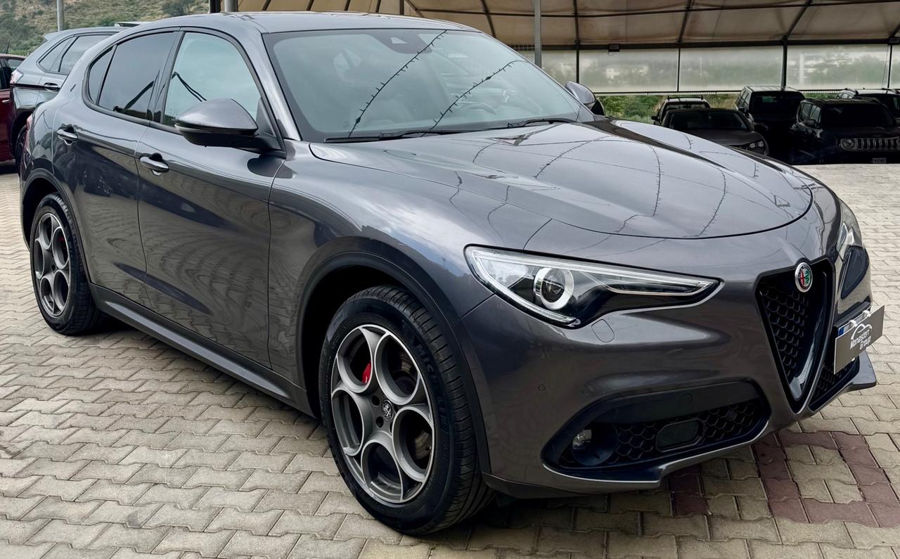 Alfa Romeo Stelvio 2.2 Turbodiesel 190 CV AT8 Q4 Executive