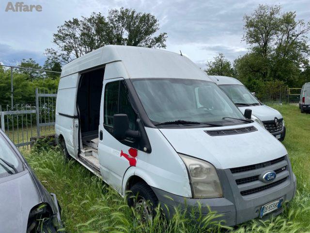 FORD Transit 330L 2.4 TDCi/115 PL-TM Furgone