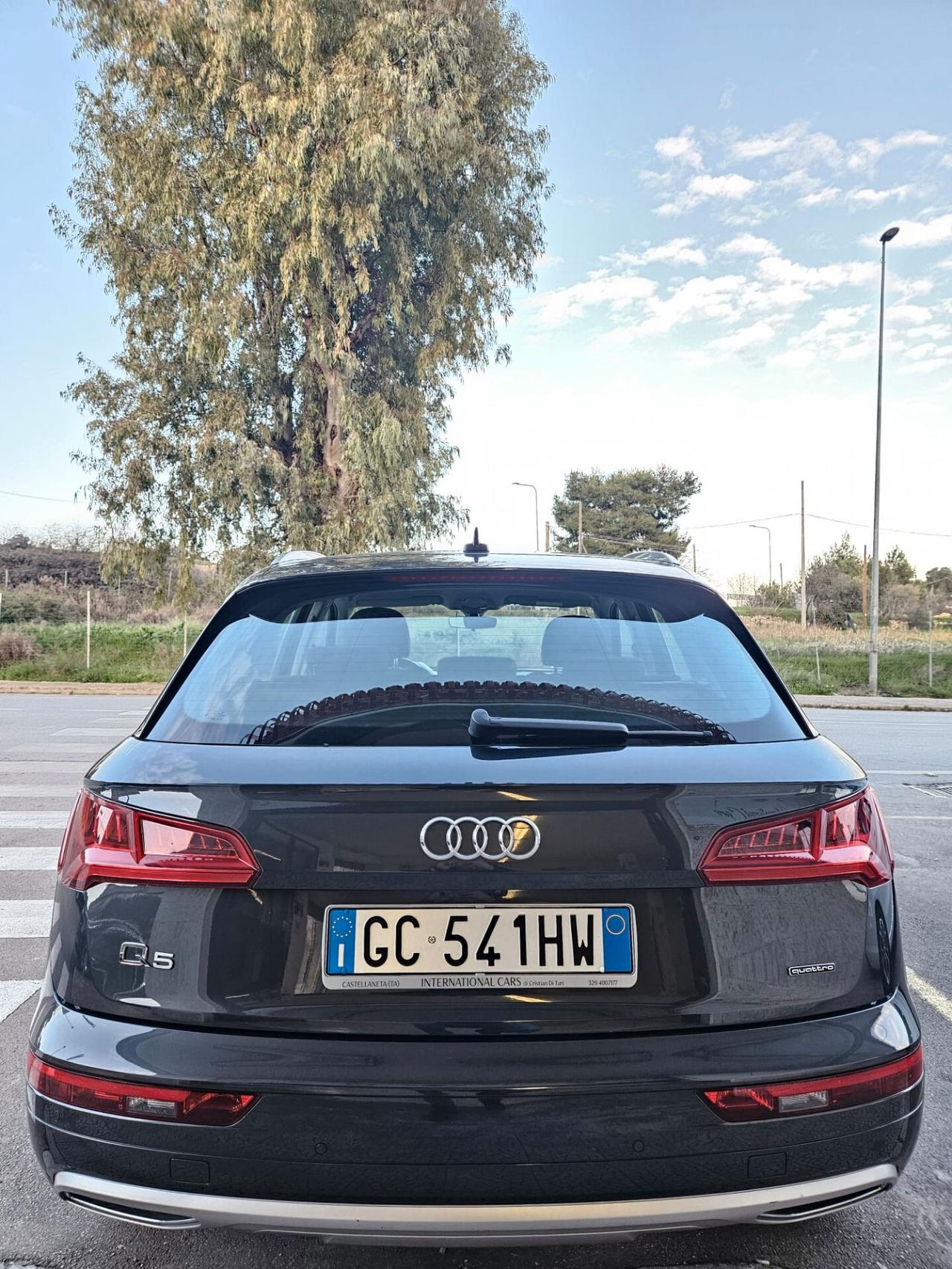 Audi Q5 2.0TDI Quattro 204CV 4x4 IVA ESPOSTA