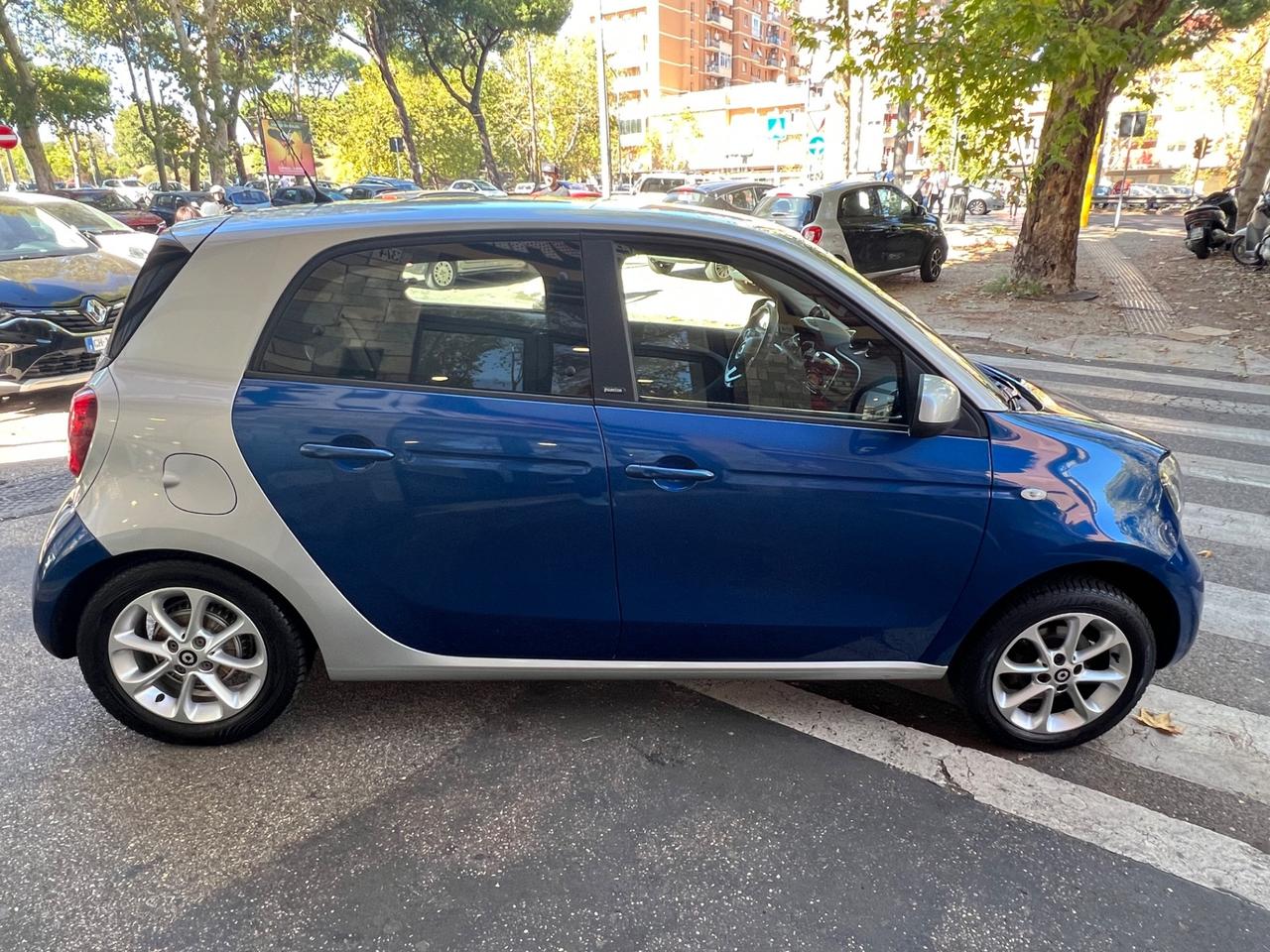 Smart ForFour 70 1.0 Passion 36000 km NEOPATENTATI