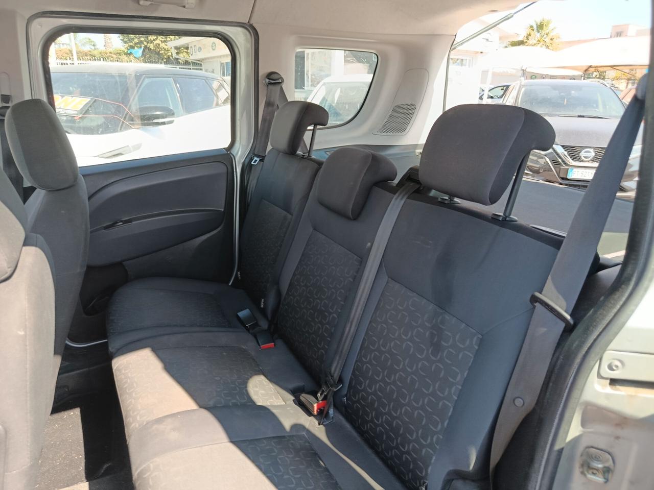 Fiat Doblò 1.6 MJT 105CV 16v Lounge